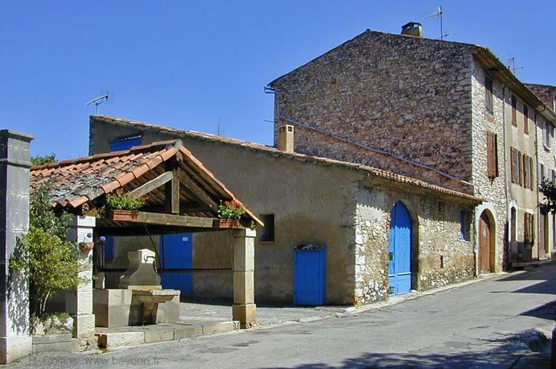 Maison De Village Centre Quinson Zewnętrze zdjęcie